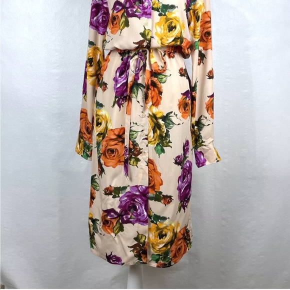 Floral Rochelle BehrensThe Shirt Viscose Button Front Dress or worn as a coat. - Picture 2 of 2